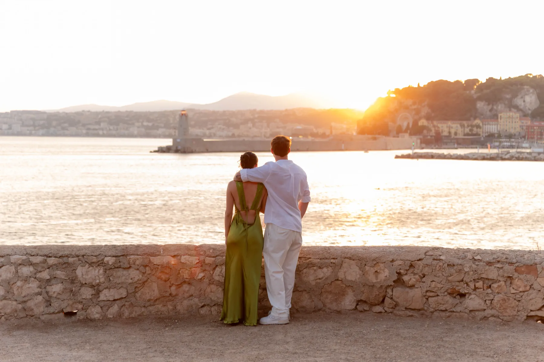 A proposal on the French Riviera