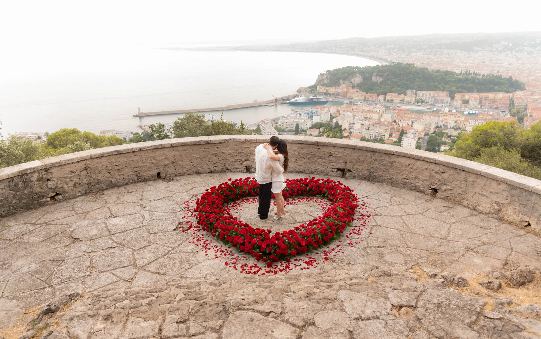 A fully planned proposal on the French Riviera